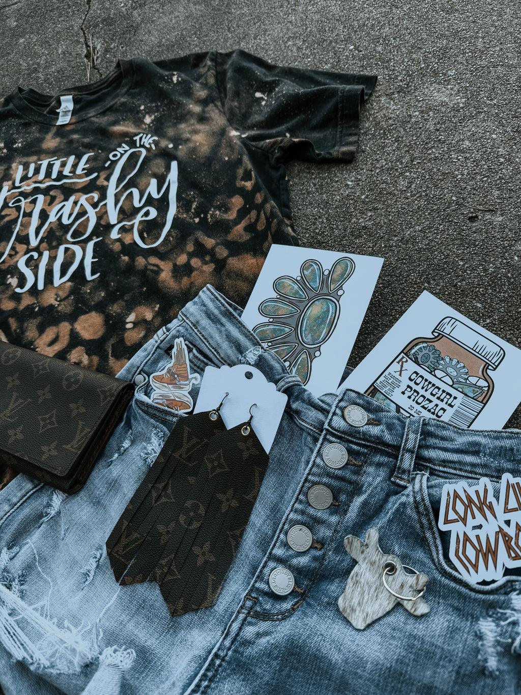 Complete Outfit Bundle – Judy Blue Shorts, Soda Sandals, Wallet + Statement Earrings